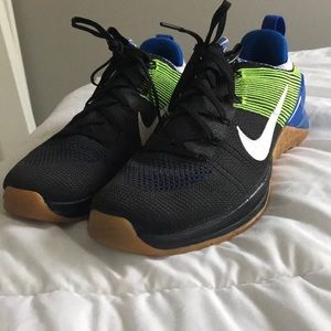 Nike Metcon DSX Flynit 2